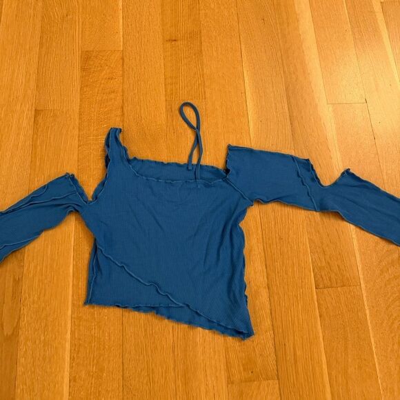 Blue Cut-Out Women's Top - Picture 6 of 8